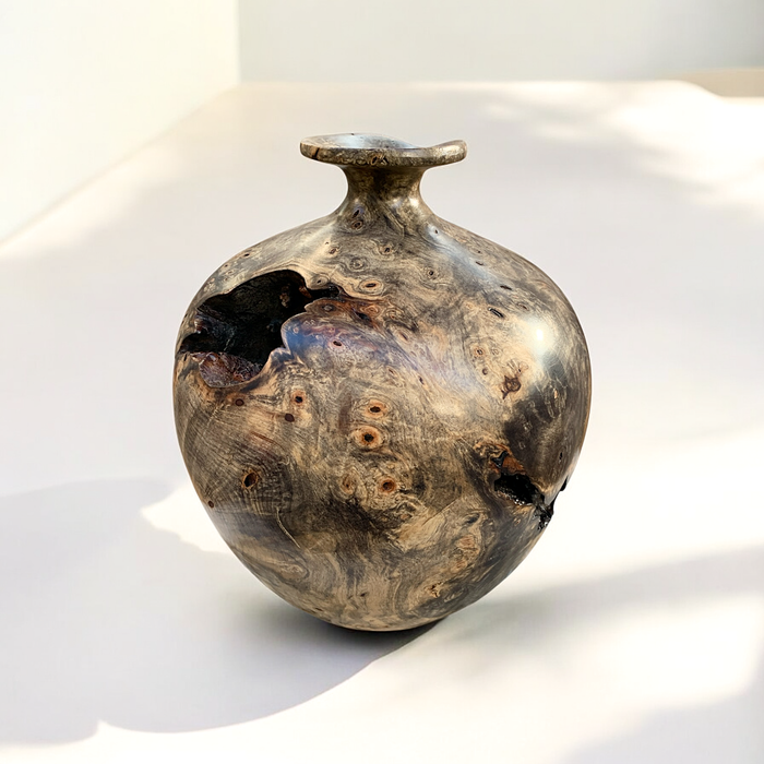 One-of-a-Kind Buckeye Burl Vase – Rare and Exquisite